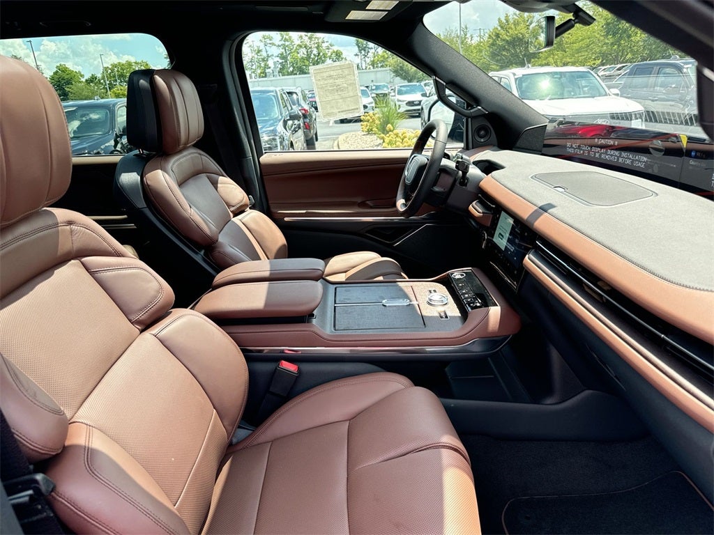 2025 Lincoln Navigator Reserve